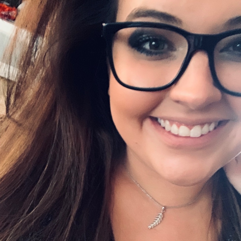 Meet your Posher, Amy